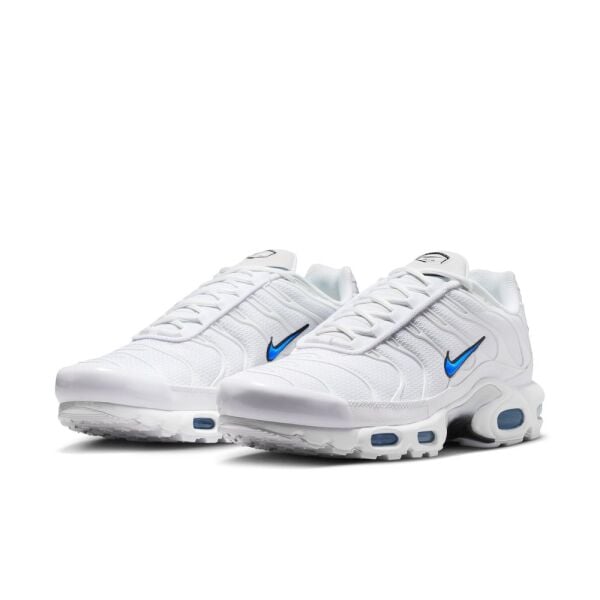 NIKE AIR MAX PLUS
