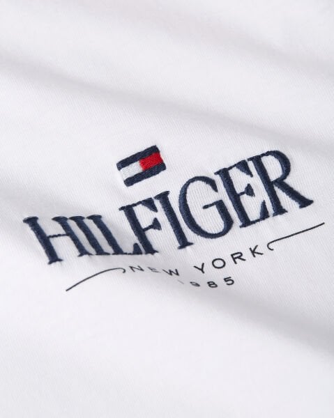 HILFIGER STACK TEE