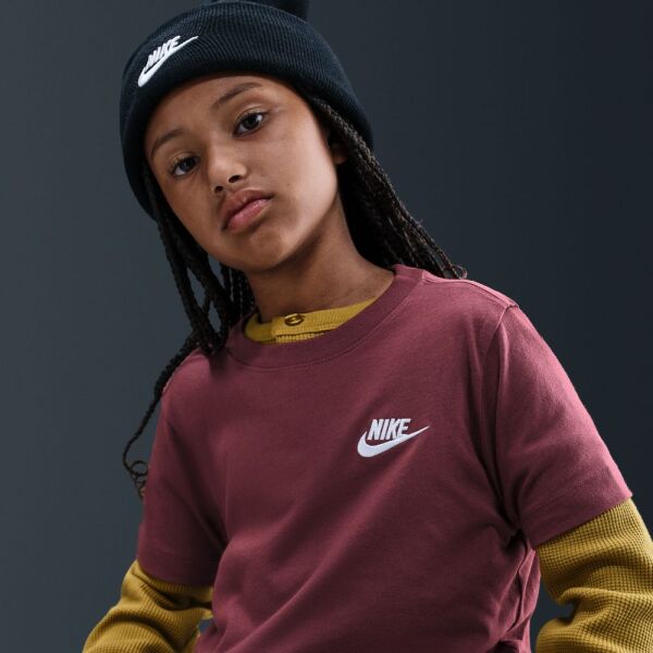 K NSW TEE EMB FUTURA LBR