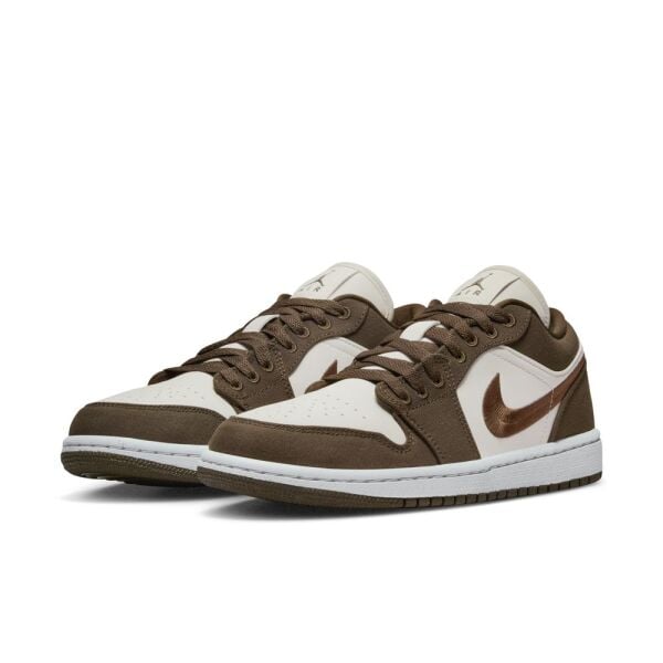 WMNS AIR JORDAN 1 LOW SE