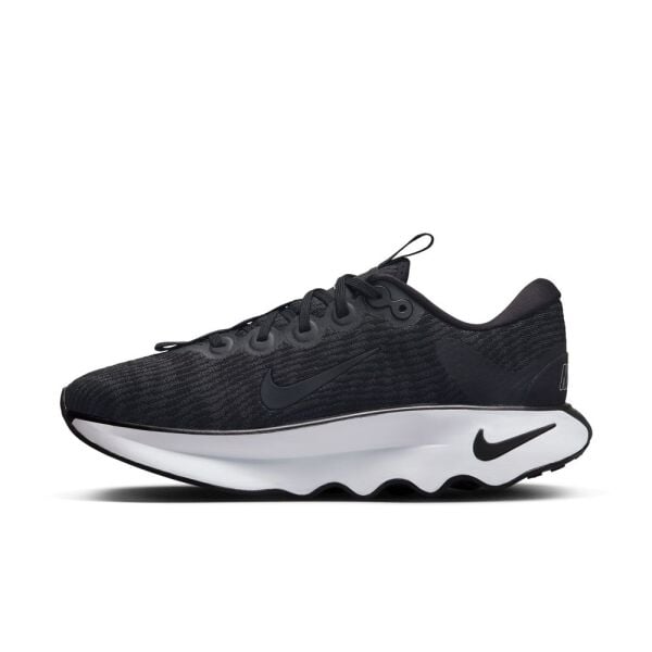 WMNS NIKE MOTIVA
