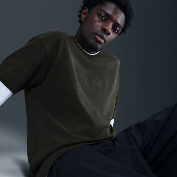 M NSW TEE SSNL PRE ESS FH25