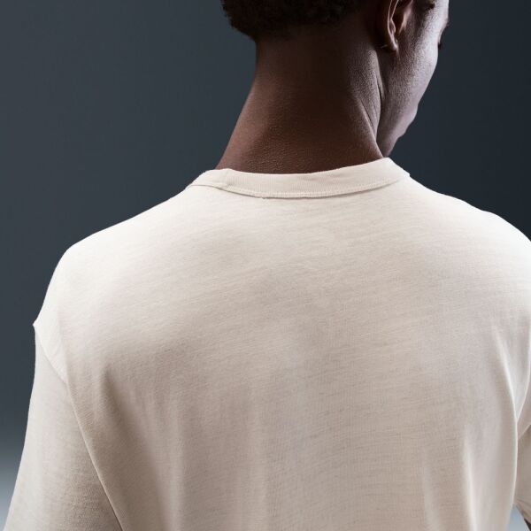 M NSW TEE SSNL PRE ESS FH25