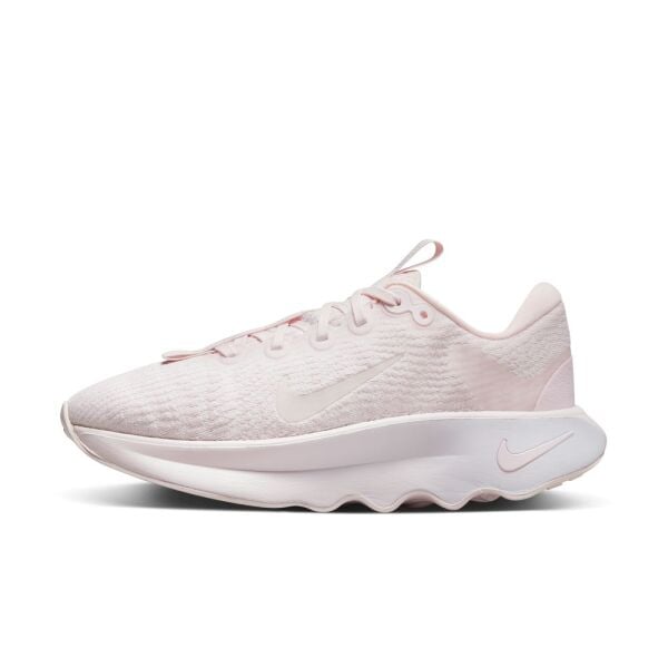 WMNS NIKE MOTIVA