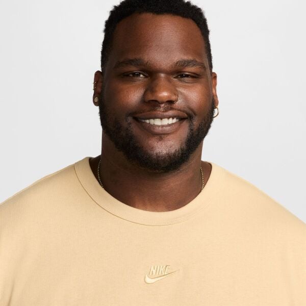 M NSW PREM ESSNTL SUST TEE