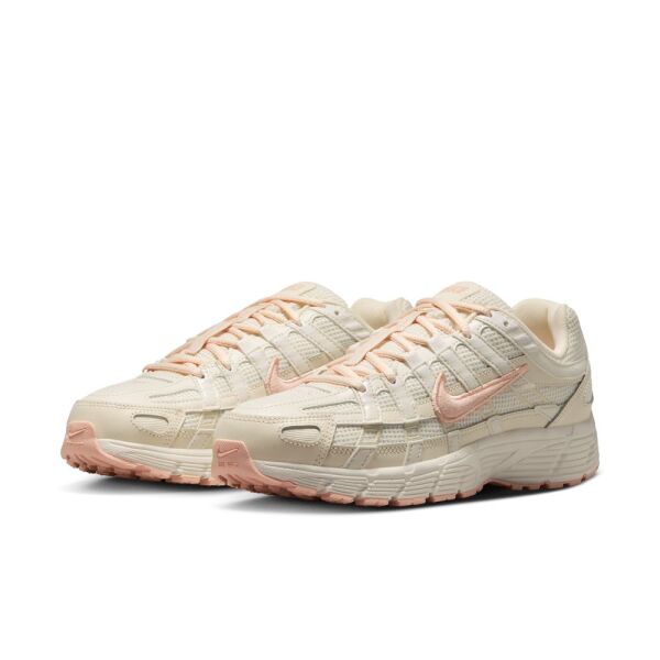 W NIKE P-6000