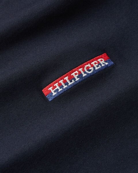 AMERICANA GRAPHIC TEE