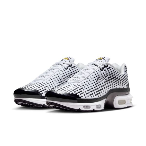 NIKE AIR MAX PLUS VII