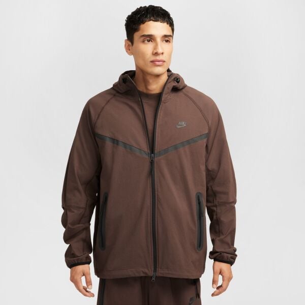 M NK TCH WVN WR FZ JKT