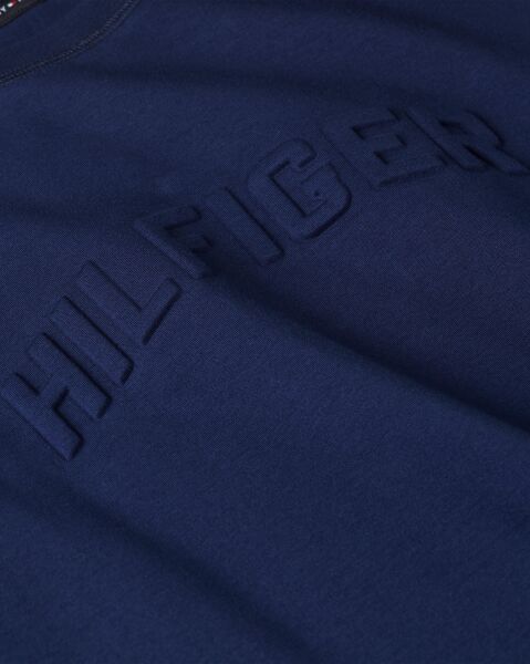 HILFIGER ARCH EMBOSSED TEE