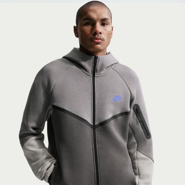 M NK TCH FLC FZ WR HOODIE