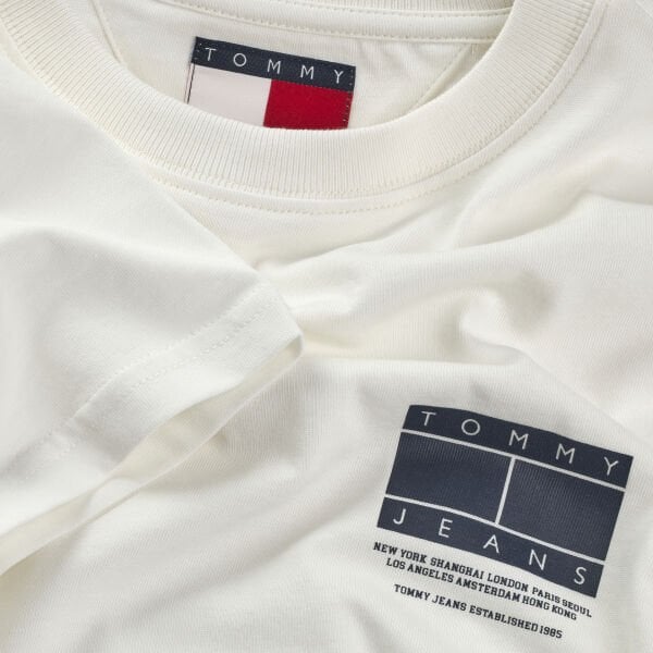 TJM REG DNA GRAPHIC TEE EXT