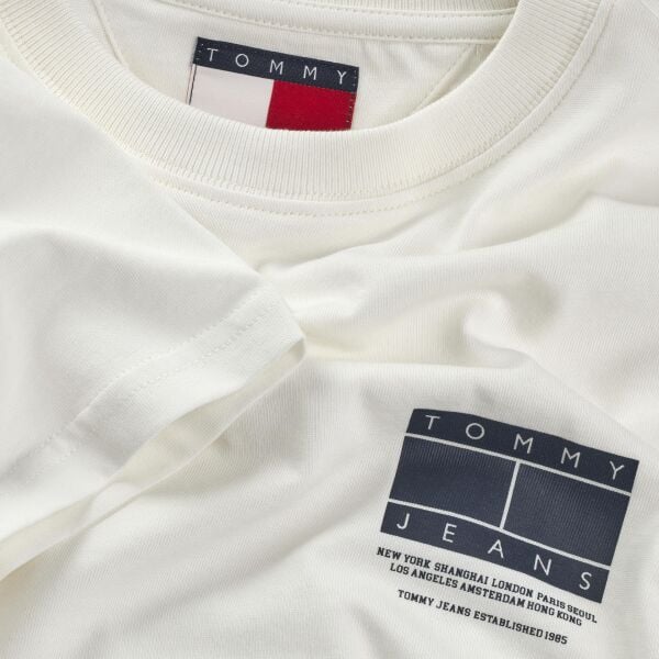 TJM REG DNA GRAPHIC TEE EXT