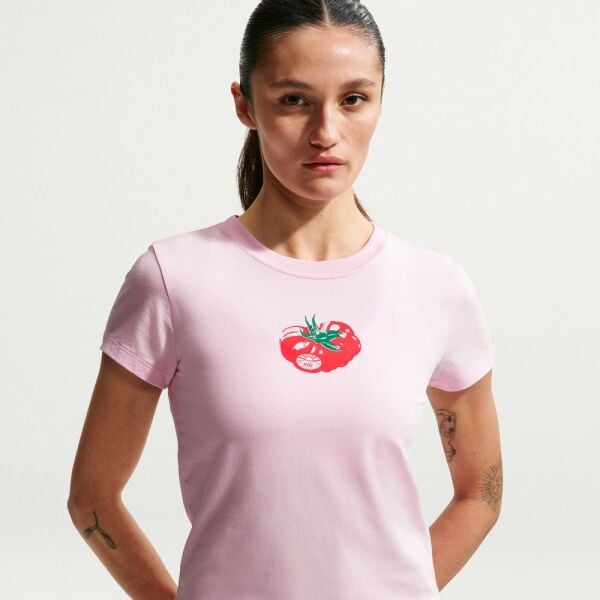 W NSW CHLLKNT MODCRP TMATO TEE