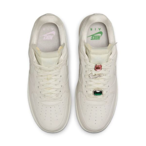 WMNS NIKE AIR FORCE 1 LO PRM