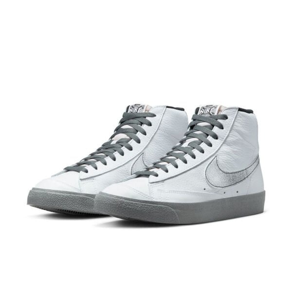 BLAZER MID '77 EMB