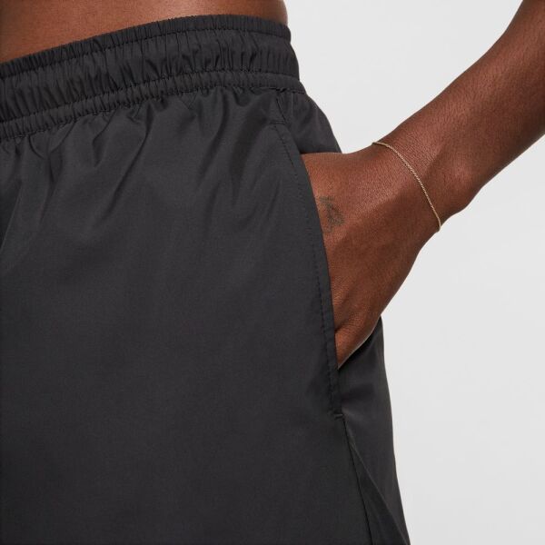 W NSW MR ESSNTL WVN SHORT
