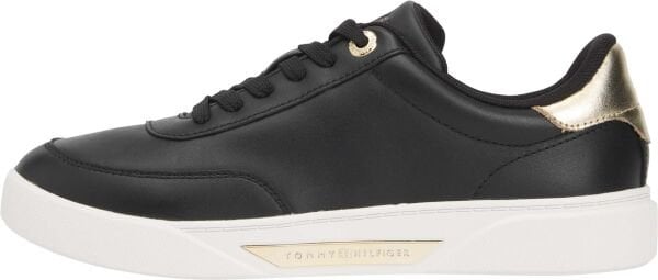 ESSENTIAL CHIC COURT SNEAKER