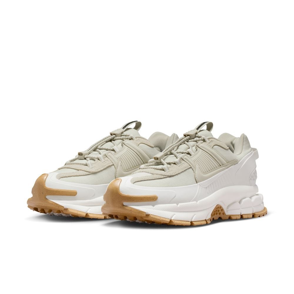 W NIKE ZOOM VOMERO ROAM