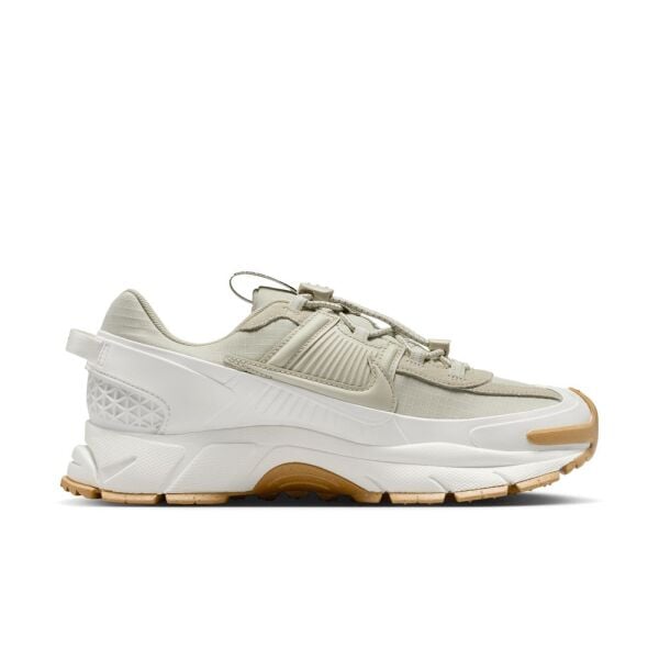 W NIKE ZOOM VOMERO ROAM