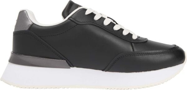 CHIC FASHION RUNNER