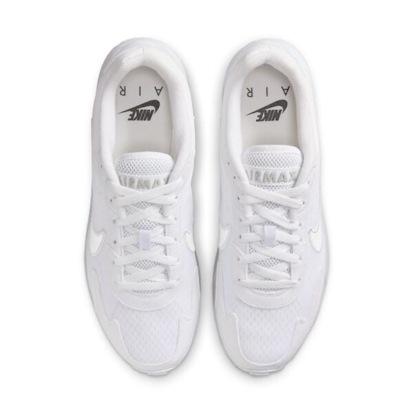 NIKE AIR MAX SOLO