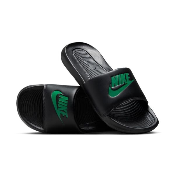 NIKE VICTORI ONE SLIDE