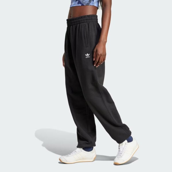 ESS JOGGER FT       BLACK