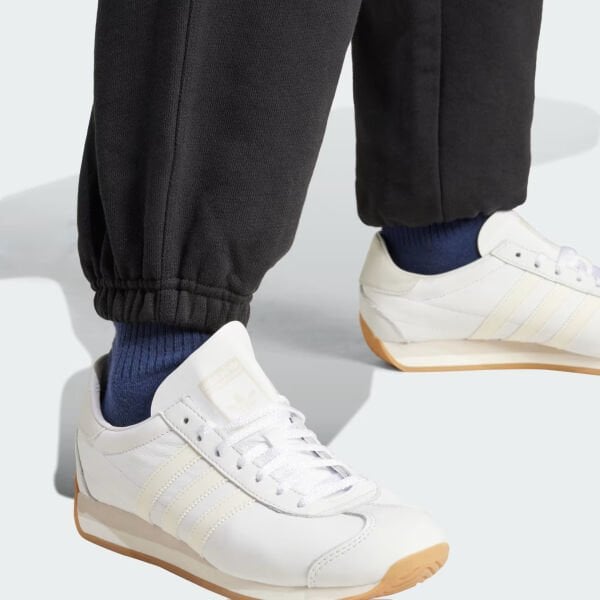 ESS JOGGER FT       BLACK