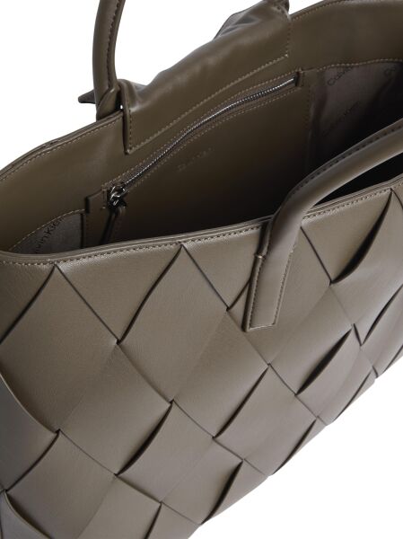 CK WOVEN MEDIUM SHOPPER