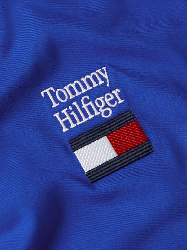 BRAND LOVE TEXT STACK TEE