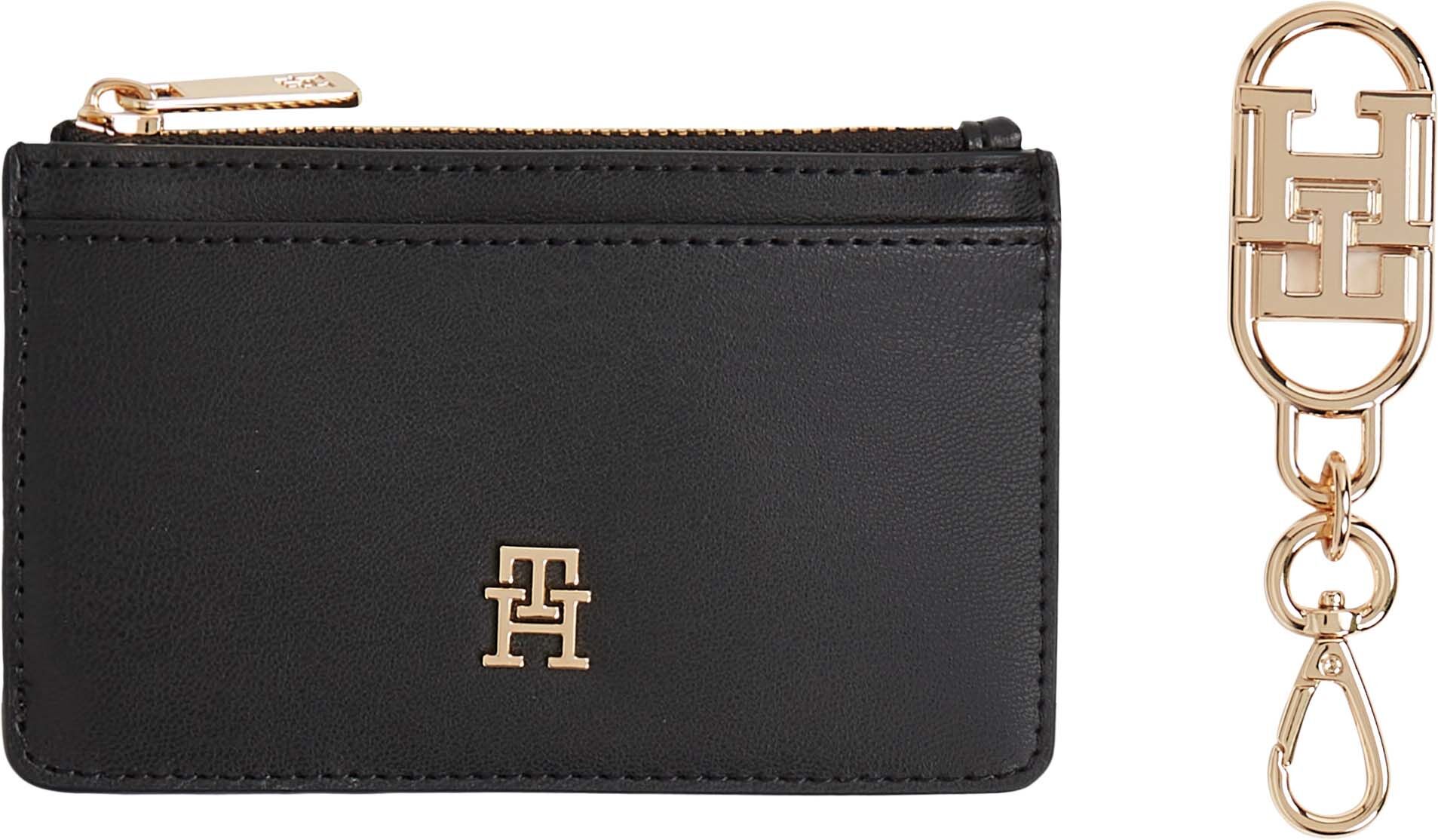 LONG CC HOLDER + CHARM