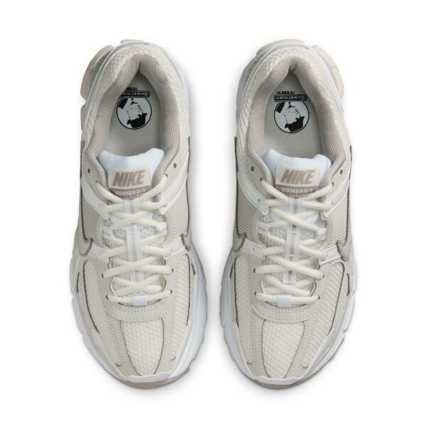 W NIKE ZOOM VOMERO 5