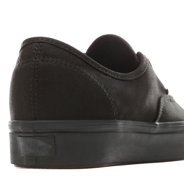 UA ComfyCush Authentic