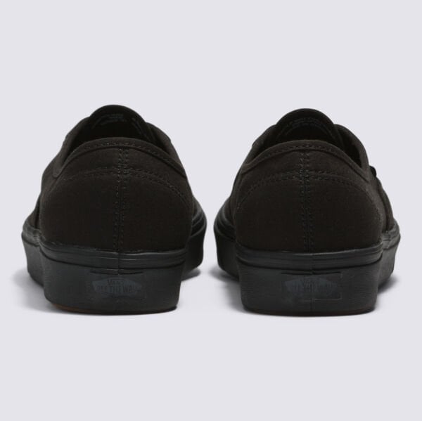 UA ComfyCush Authentic