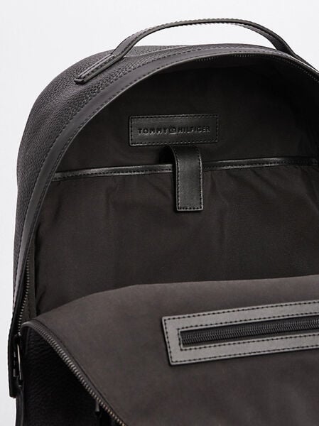 TH CASUAL LEATHER NEW BACKPACK