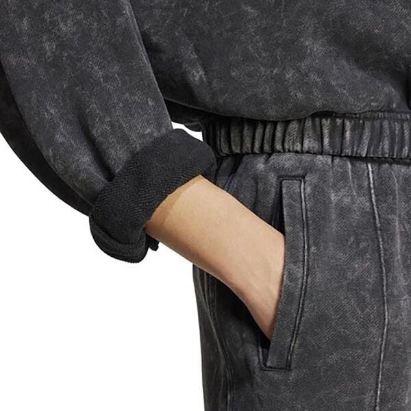 P ESS SWEATER       BLACK