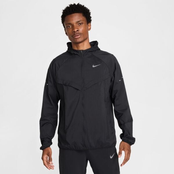 M NK UV RPL STRIDE JACKET