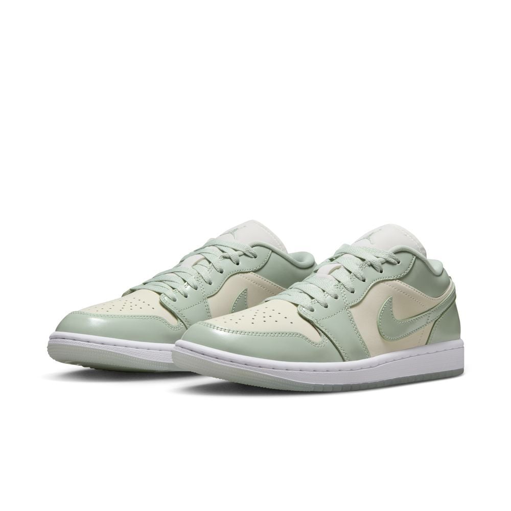 WMNS AIR JORDAN 1 LOW SE
