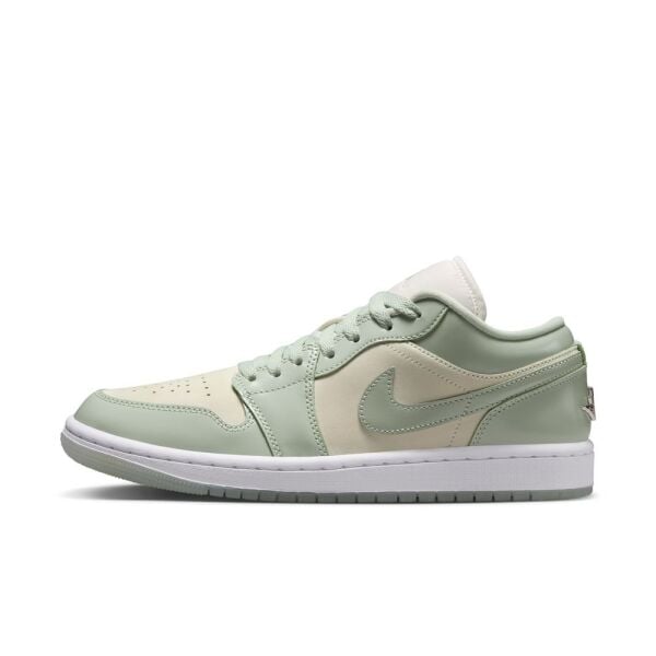 WMNS AIR JORDAN 1 LOW SE
