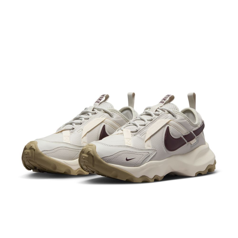 W NIKE TC 7900