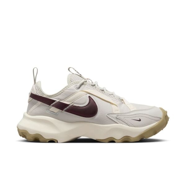 W NIKE TC 7900