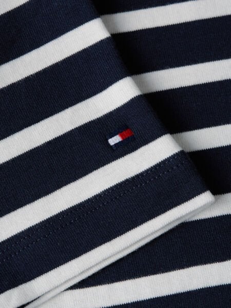 GOLD BUTTON SLIM SS TEE