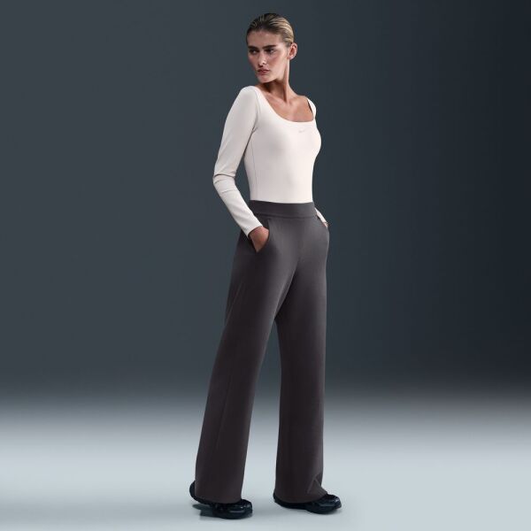 W NK 24.7 DF FLARE PNT SFT KNT