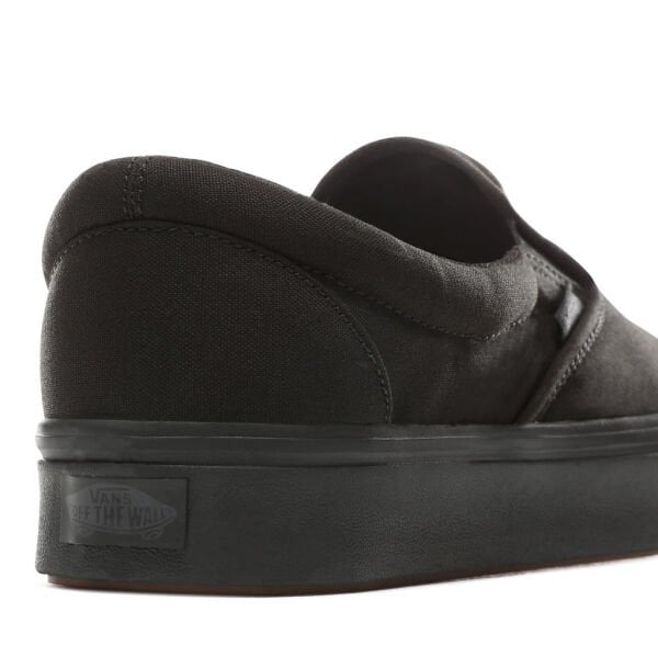 UA ComfyCush Slip-On