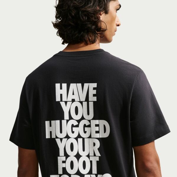 M NSW TEE STD HUG