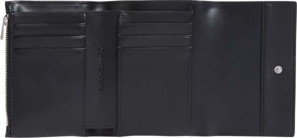 SCULPTED MEDIUM TRIFOLD