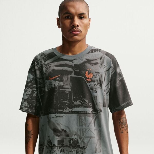 FFF M NK AOP TEE