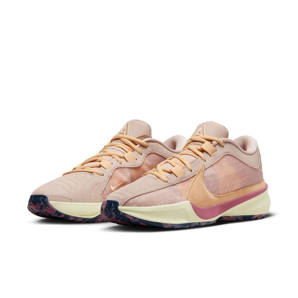 ZOOM FREAK 5