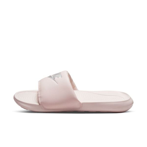 W NIKE VICTORI ONE SLIDE